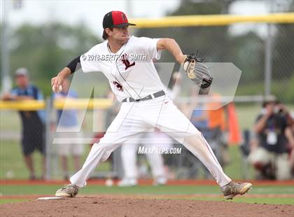Thumbnail 1 in Lancaster vs. Williamsville North (Section 6 Class AA Final) photogallery.