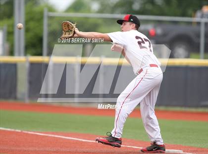 Thumbnail 3 in Lancaster vs. Williamsville North (Section 6 Class AA Final) photogallery.