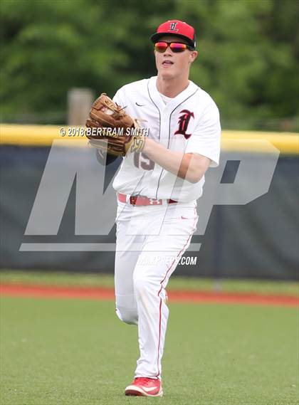 Thumbnail 1 in Lancaster vs. Williamsville North (Section 6 Class AA Final) photogallery.