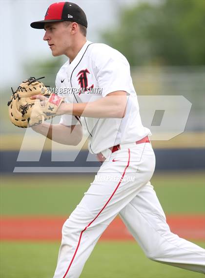 Thumbnail 2 in Lancaster vs. Williamsville North (Section 6 Class AA Final) photogallery.