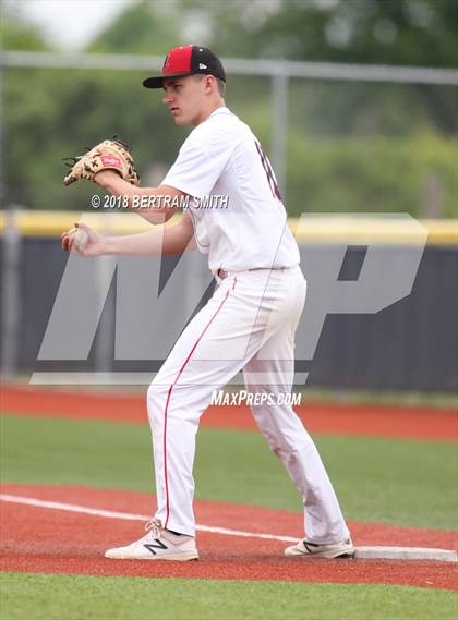 Thumbnail 3 in Lancaster vs. Williamsville North (Section 6 Class AA Final) photogallery.