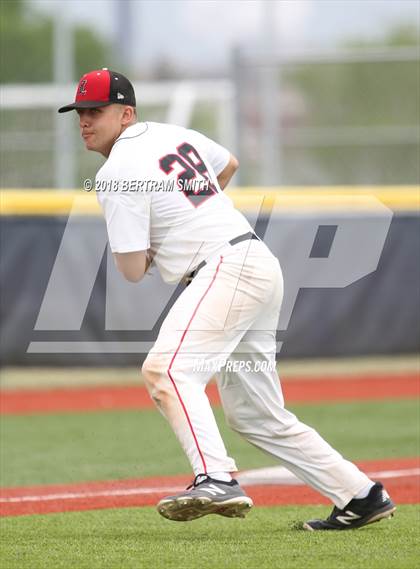 Thumbnail 3 in Lancaster vs. Williamsville North (Section 6 Class AA Final) photogallery.