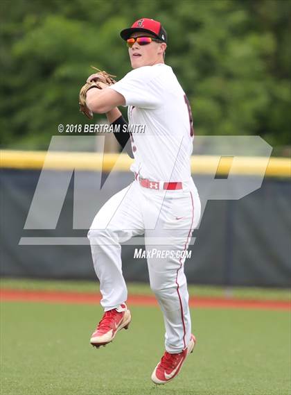Thumbnail 2 in Lancaster vs. Williamsville North (Section 6 Class AA Final) photogallery.
