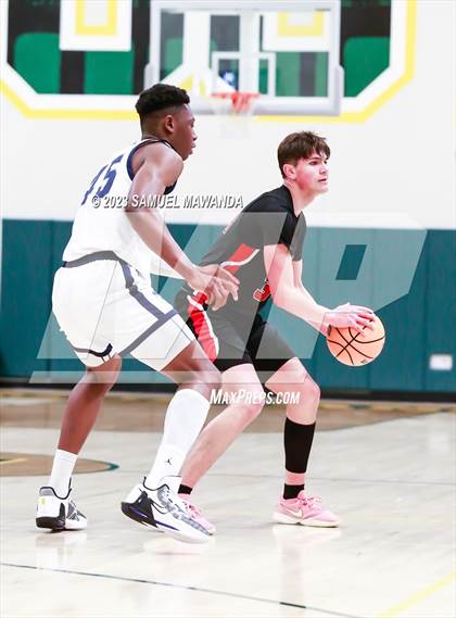 Thumbnail 2 in San Gabriel Academy vs Oakwood (CIF SS Division 3A Championship) photogallery.