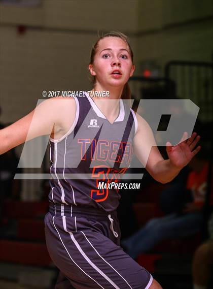Thumbnail 2 in Lassen vs. Oroville photogallery.