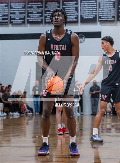 Thumbnail 3 in Veritas Academy vs Paul VI (Iolani Classic) photogallery.