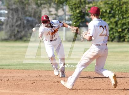 Thumbnail 1 in Foothill @ Esperanza photogallery.