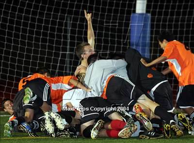 Thumbnail 3 in Bella Vista vs. Roseville (Div. 2 semifinals) photogallery.