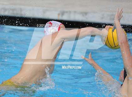 Thumbnail 3 in Cathedral Catholic @ La Jolla photogallery.