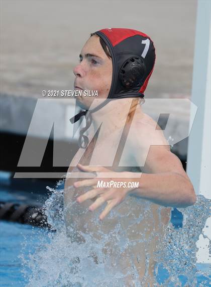 Thumbnail 1 in Cathedral Catholic @ La Jolla photogallery.