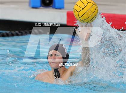 Thumbnail 3 in Cathedral Catholic @ La Jolla photogallery.