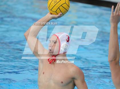 Thumbnail 2 in Cathedral Catholic @ La Jolla photogallery.