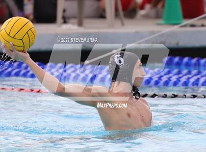 Thumbnail 2 in Cathedral Catholic @ La Jolla photogallery.