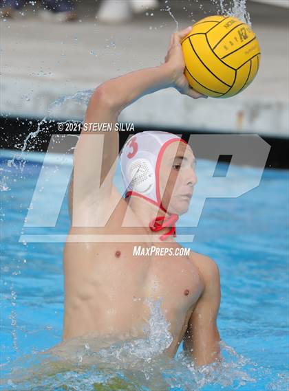 Thumbnail 2 in Cathedral Catholic @ La Jolla photogallery.