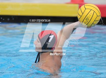 Thumbnail 1 in Cathedral Catholic @ La Jolla photogallery.