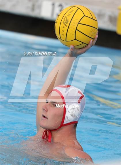 Thumbnail 3 in Cathedral Catholic @ La Jolla photogallery.