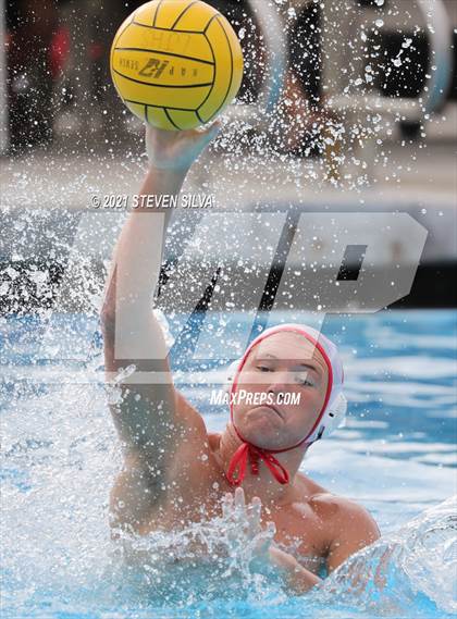 Thumbnail 1 in Cathedral Catholic @ La Jolla photogallery.