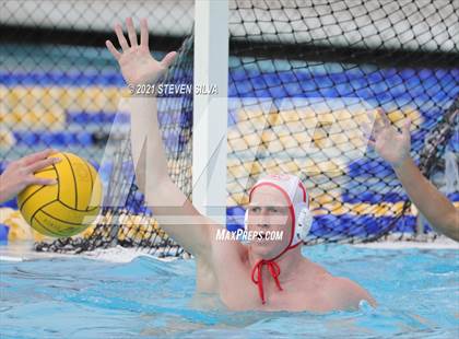 Thumbnail 3 in Cathedral Catholic @ La Jolla photogallery.