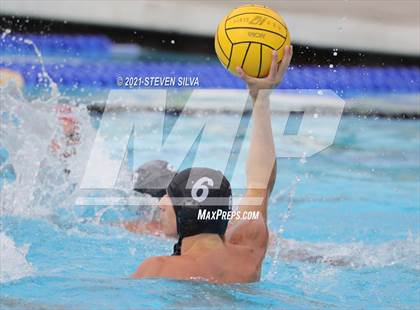 Thumbnail 1 in Cathedral Catholic @ La Jolla photogallery.