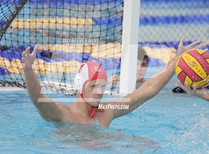 Thumbnail 3 in Cathedral Catholic @ La Jolla photogallery.