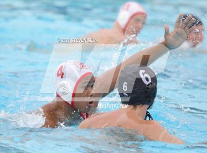 Thumbnail 3 in Cathedral Catholic @ La Jolla photogallery.