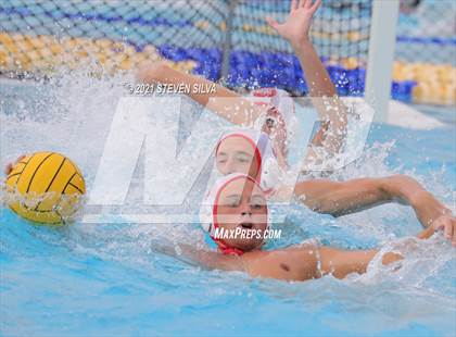 Thumbnail 1 in Cathedral Catholic @ La Jolla photogallery.