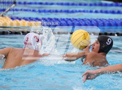 Thumbnail 3 in Cathedral Catholic @ La Jolla photogallery.