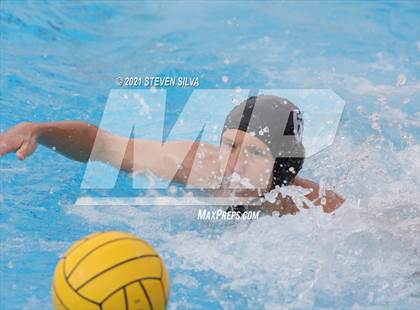 Thumbnail 3 in Cathedral Catholic @ La Jolla photogallery.