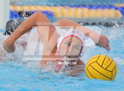 Thumbnail 2 in Cathedral Catholic @ La Jolla photogallery.