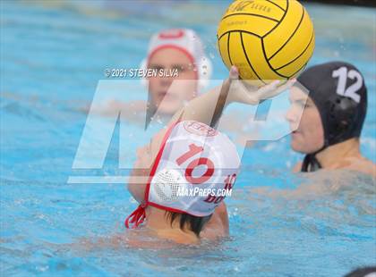 Thumbnail 3 in Cathedral Catholic @ La Jolla photogallery.