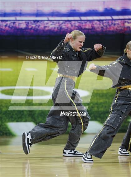 Thumbnail 2 in Arapahoe (CHSAA 5A State Spirit Championships) photogallery.