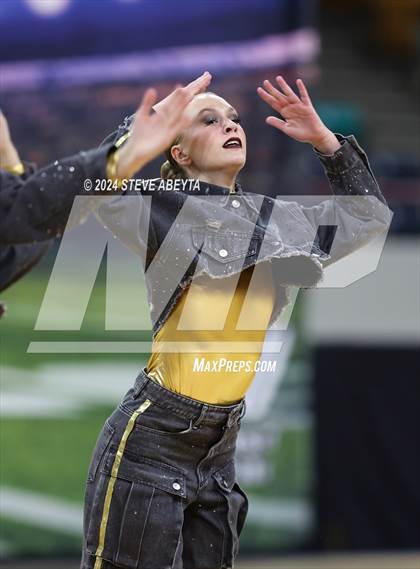 Thumbnail 1 in Arapahoe (CHSAA 5A State Spirit Championships) photogallery.