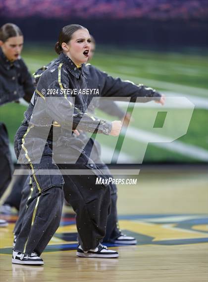 Thumbnail 3 in Arapahoe (CHSAA 5A State Spirit Championships) photogallery.
