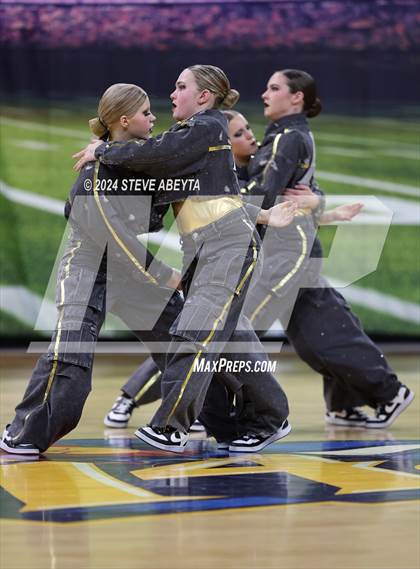 Thumbnail 3 in Arapahoe (CHSAA 5A State Spirit Championships) photogallery.