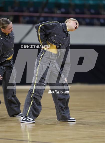 Thumbnail 1 in Arapahoe (CHSAA 5A State Spirit Championships) photogallery.