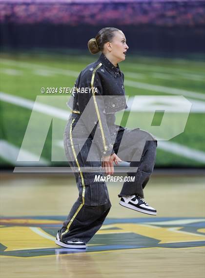 Thumbnail 3 in Arapahoe (CHSAA 5A State Spirit Championships) photogallery.