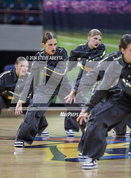 Thumbnail 1 in Arapahoe (CHSAA 5A State Spirit Championships) photogallery.