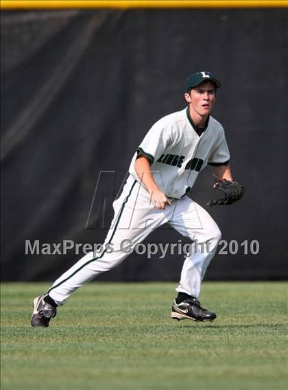 Thumbnail 1 in Lindenhurst vs. Guilderland (NYSPHSAA Class AA Final) photogallery.