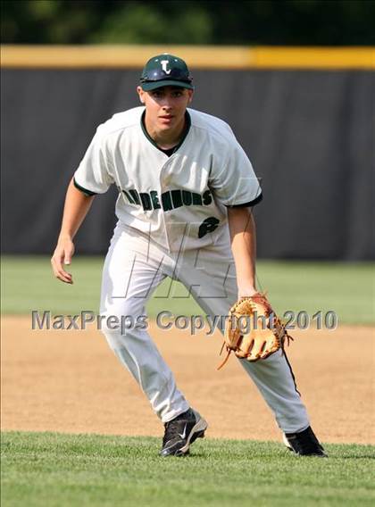 Thumbnail 1 in Lindenhurst vs. Guilderland (NYSPHSAA Class AA Final) photogallery.