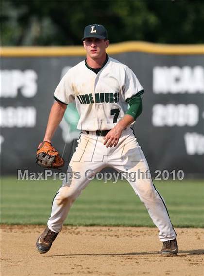 Thumbnail 1 in Lindenhurst vs. Guilderland (NYSPHSAA Class AA Final) photogallery.