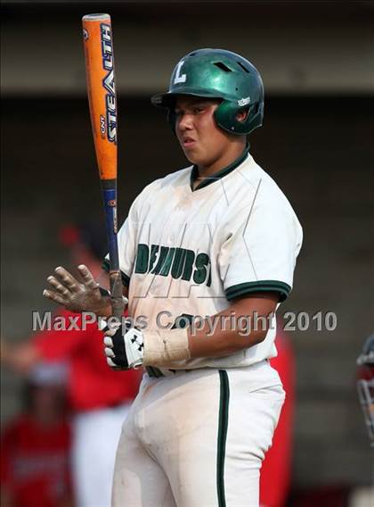 Thumbnail 1 in Lindenhurst vs. Guilderland (NYSPHSAA Class AA Final) photogallery.