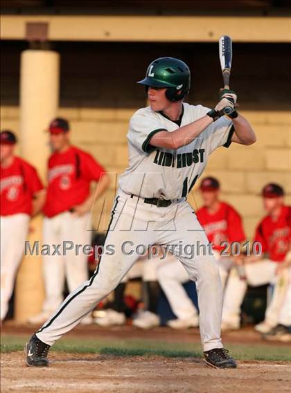 Thumbnail 3 in Lindenhurst vs. Guilderland (NYSPHSAA Class AA Final) photogallery.
