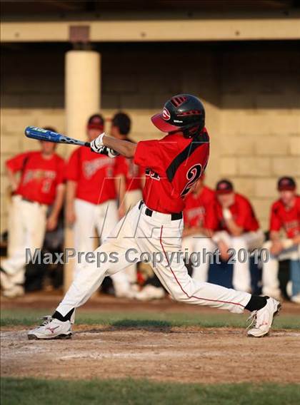 Thumbnail 1 in Lindenhurst vs. Guilderland (NYSPHSAA Class AA Final) photogallery.