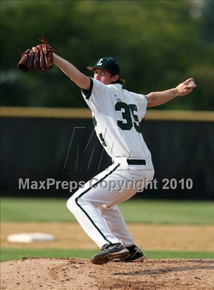 Thumbnail 2 in Lindenhurst vs. Guilderland (NYSPHSAA Class AA Final) photogallery.