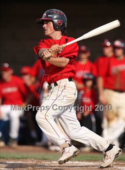 Thumbnail 3 in Lindenhurst vs. Guilderland (NYSPHSAA Class AA Final) photogallery.