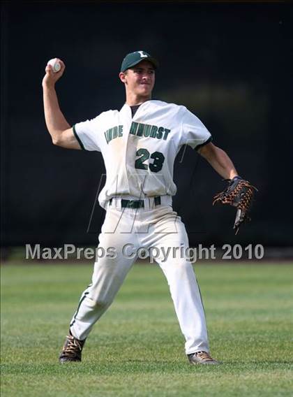 Thumbnail 2 in Lindenhurst vs. Guilderland (NYSPHSAA Class AA Final) photogallery.