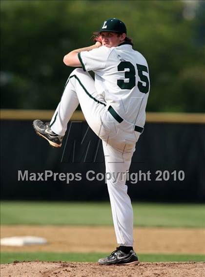 Thumbnail 1 in Lindenhurst vs. Guilderland (NYSPHSAA Class AA Final) photogallery.