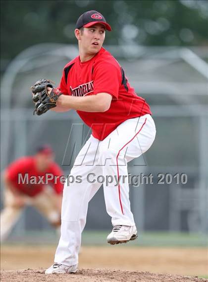 Thumbnail 2 in Lindenhurst vs. Guilderland (NYSPHSAA Class AA Final) photogallery.