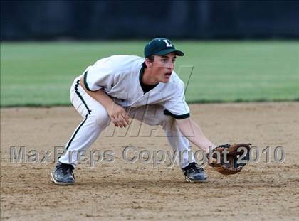 Thumbnail 2 in Lindenhurst vs. Guilderland (NYSPHSAA Class AA Final) photogallery.