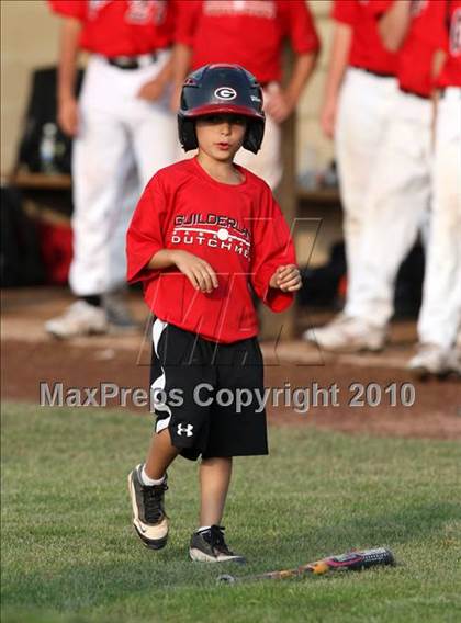 Thumbnail 1 in Lindenhurst vs. Guilderland (NYSPHSAA Class AA Final) photogallery.
